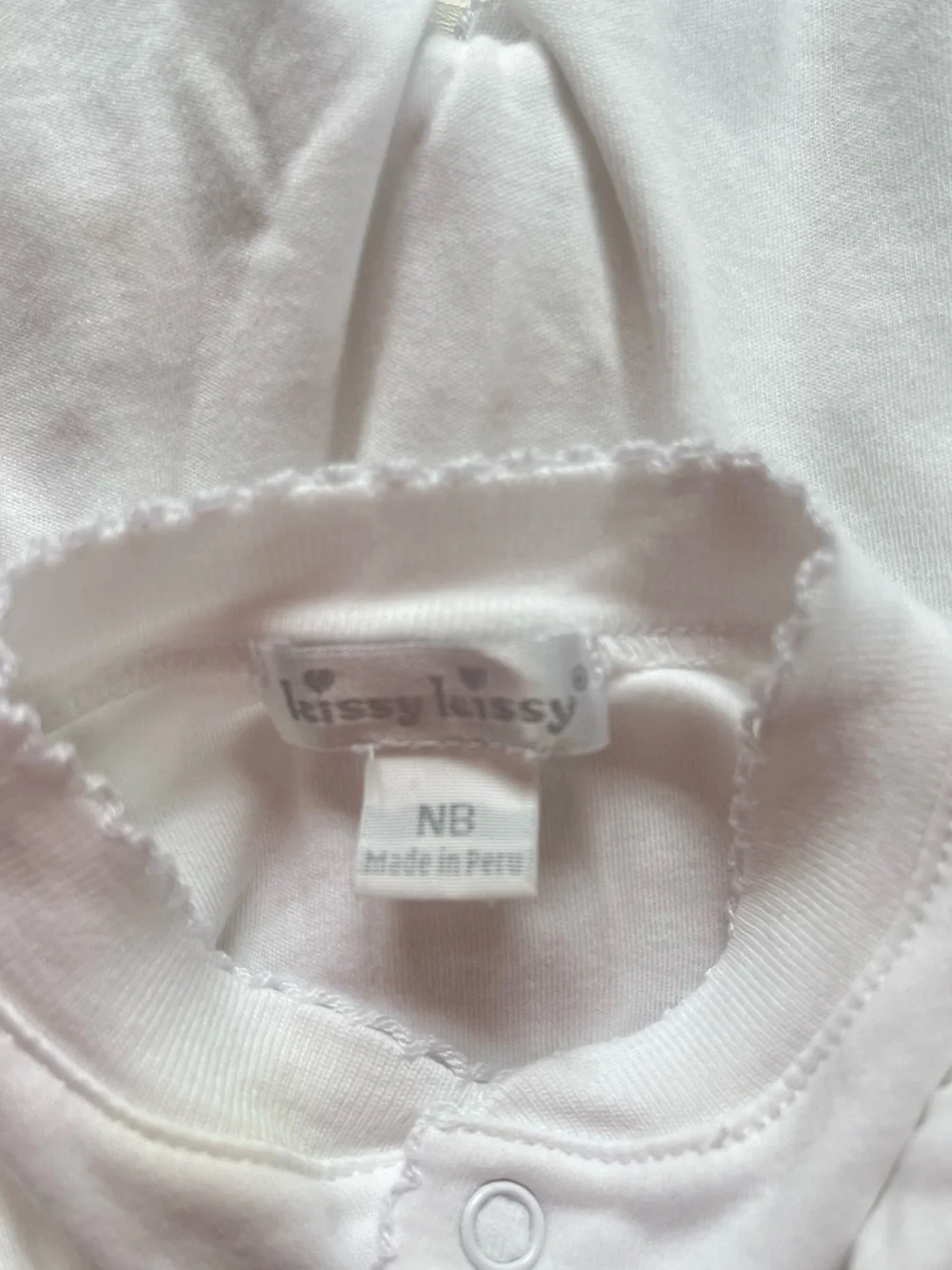 KISSY KISSY EUC White Pima Cotton Converter Gown Footless Romper